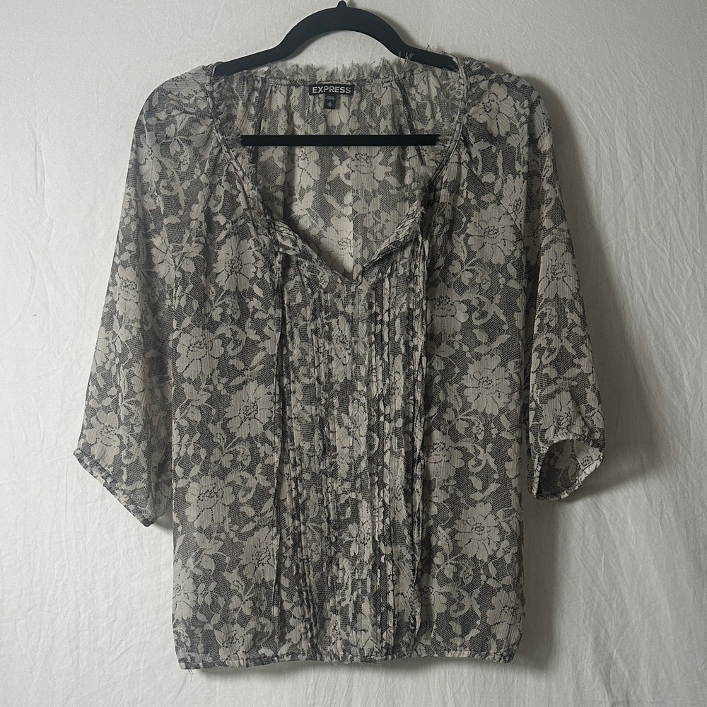 Express Gray and White Lace Blouse